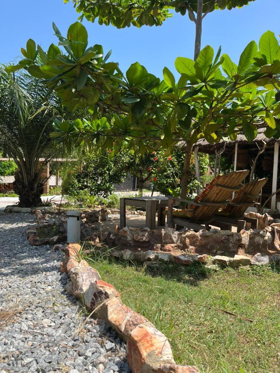 African Treasure Beach Resort Kokrobite Extérieur photo