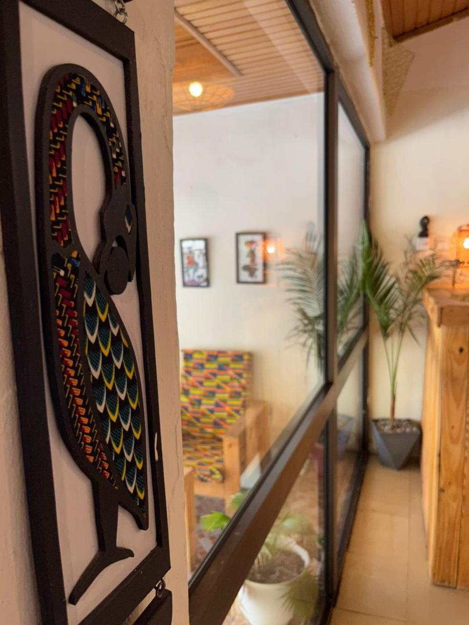 African Treasure Beach Resort Kokrobite Extérieur photo