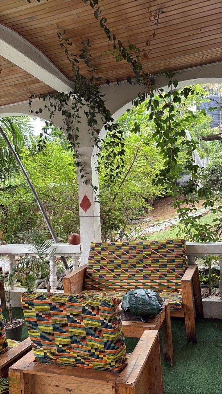 African Treasure Beach Resort Kokrobite Extérieur photo