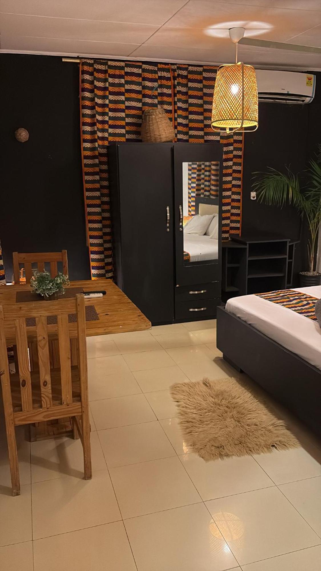 African Treasure Beach Resort Kokrobite Extérieur photo